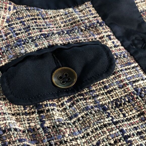 Tibi New York’s Chanel Style Knit Cropped Jacket 4 usable pockets. Hidden snaps. - Picture 6 of 16